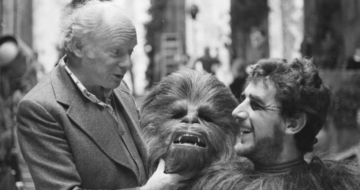 Peter Mayhew, (Chewbacca-Star war) has died