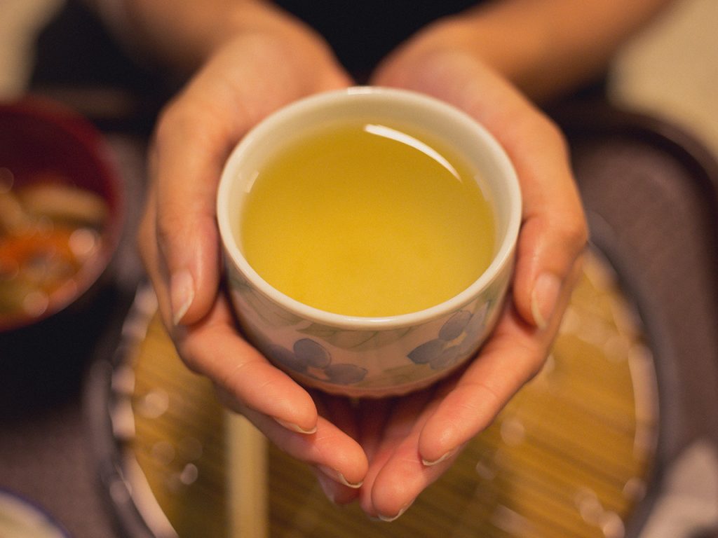 benefits of green tea with hon