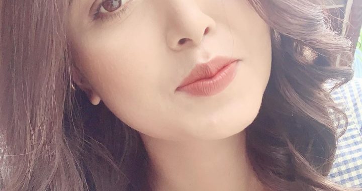 Pooja Sharma Full Biography, Age, Height, Education, Income