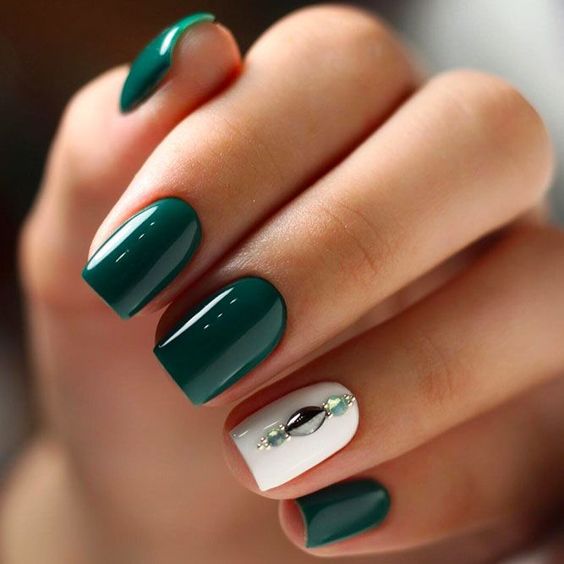 green nail art ideas
